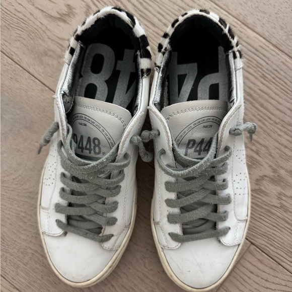 P448 John sneaker -zebra fur print on back
Woman’s size 37 (7) - Picture 2 of 11